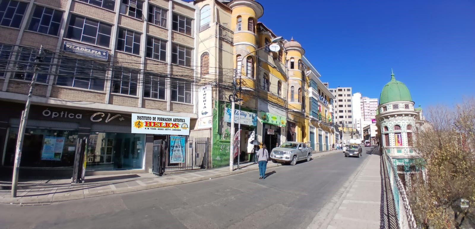 Vista panorámica de la ubicación del Instituto Helios en calle Ingavi